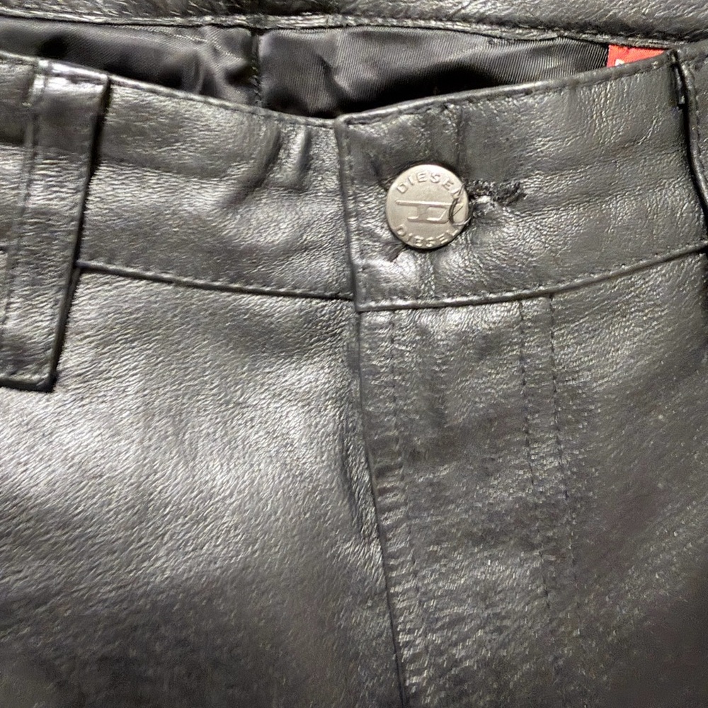 Diesel Men's Sleek Black Vintage Leather Pants size 29 - Picture 3 of 6